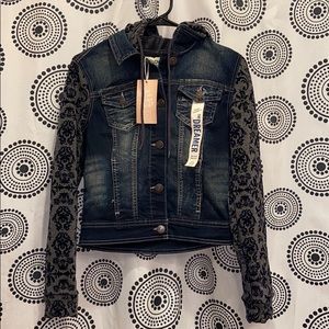 Hooded denim jacket